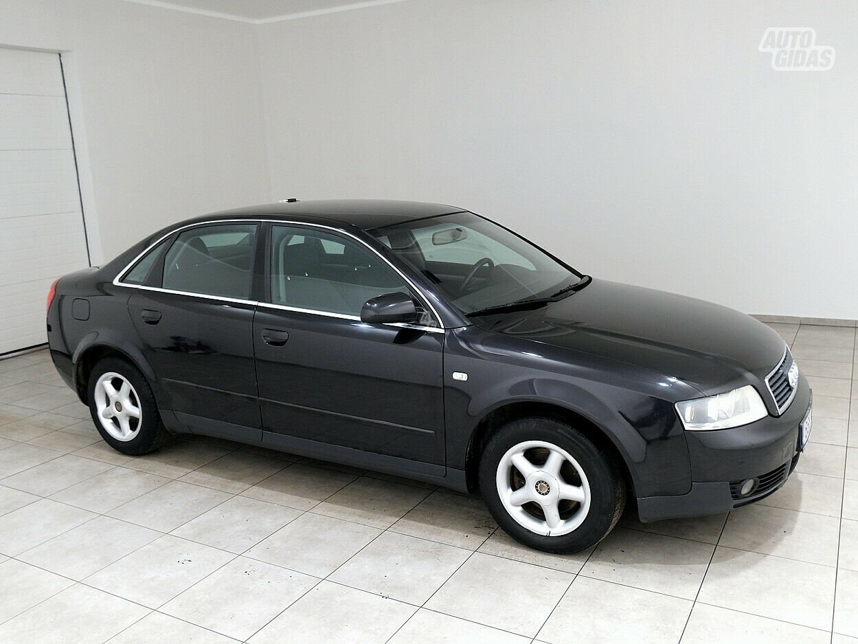 Audi A4 2004 m Sedanas