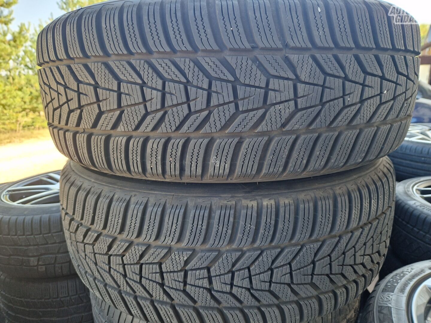 Hankook 8mm, 2022m R18 winter tyres passanger car