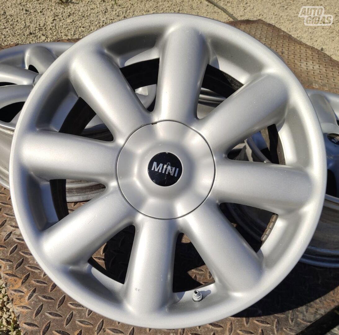 Light alloy R17 rims