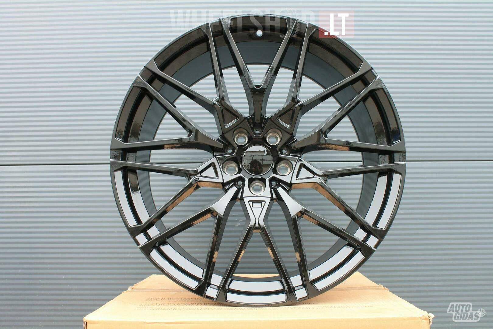 ADR 818m EU-B5771 Style Gloss light alloy R22 rims