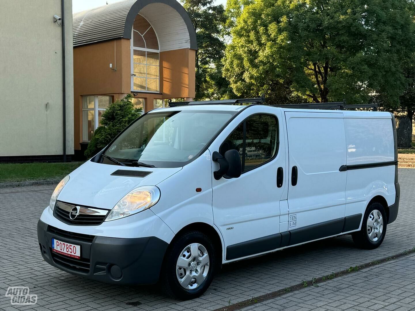 Opel Vivaro TDCI 2011 y