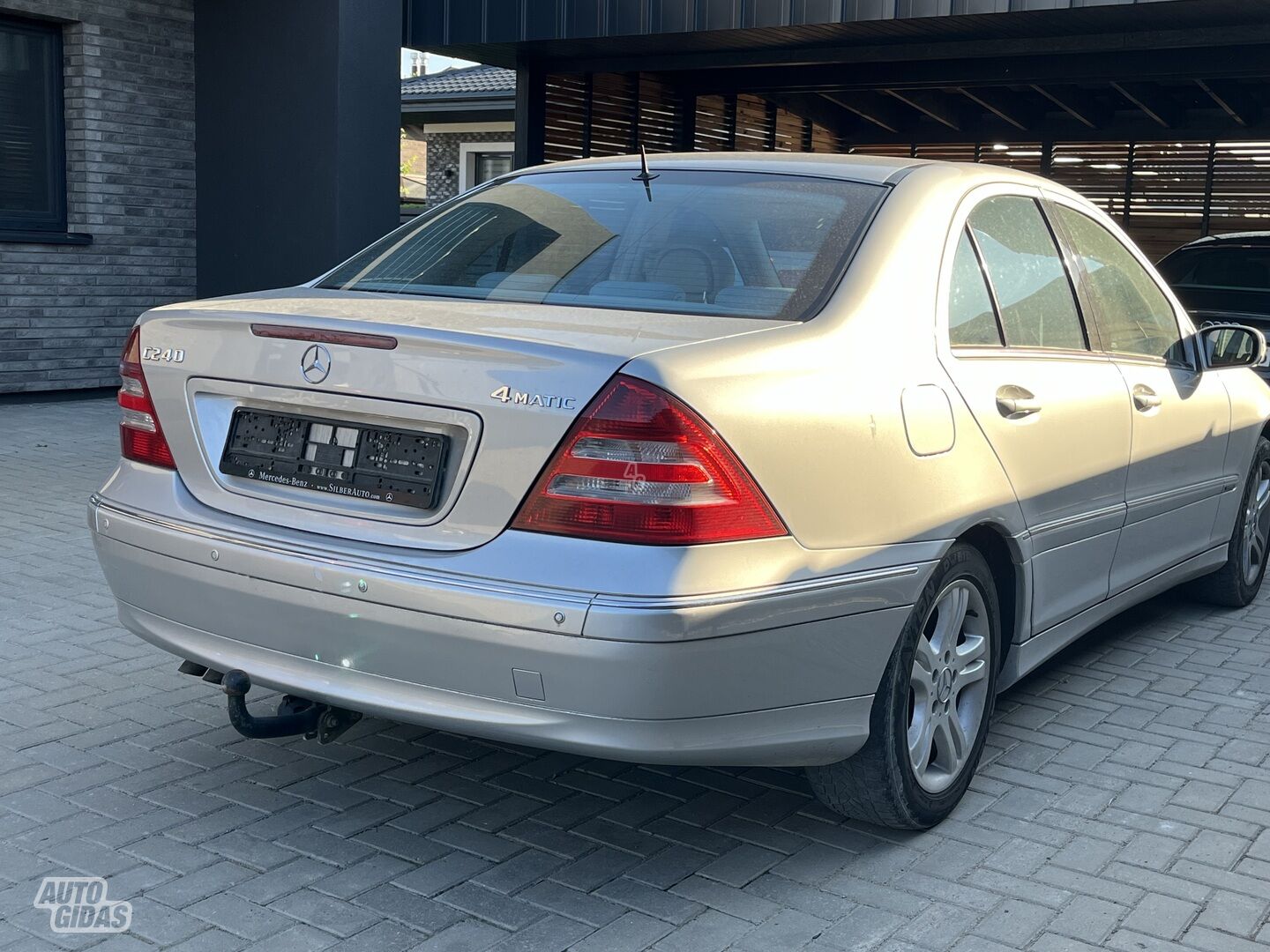 Mercedes-Benz C 240 W203 2005 m