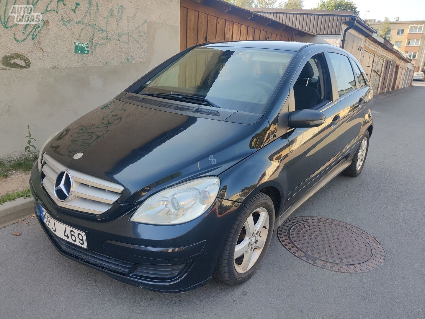 Mercedes-Benz B 180 2006 y Van