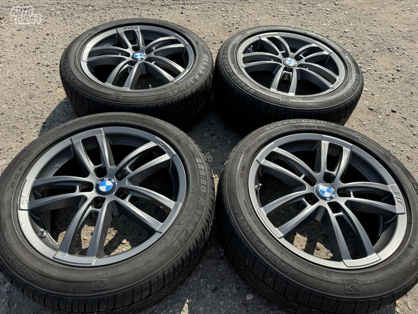 BMW Siunciam, 7,5J ET35 light alloy R17 rims