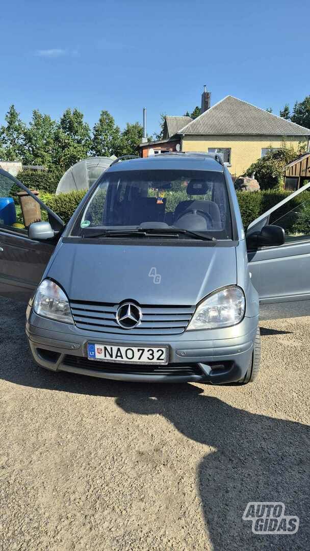 Mercedes-Benz Vaneo 2005 y Sedan