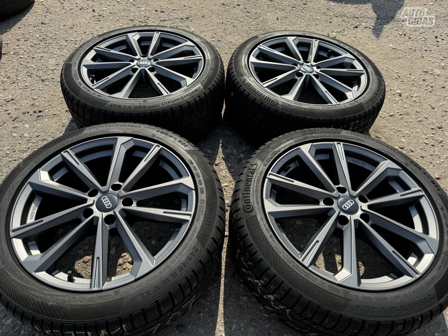 Audi Siunciam, 8J ET35 light alloy R18 rims