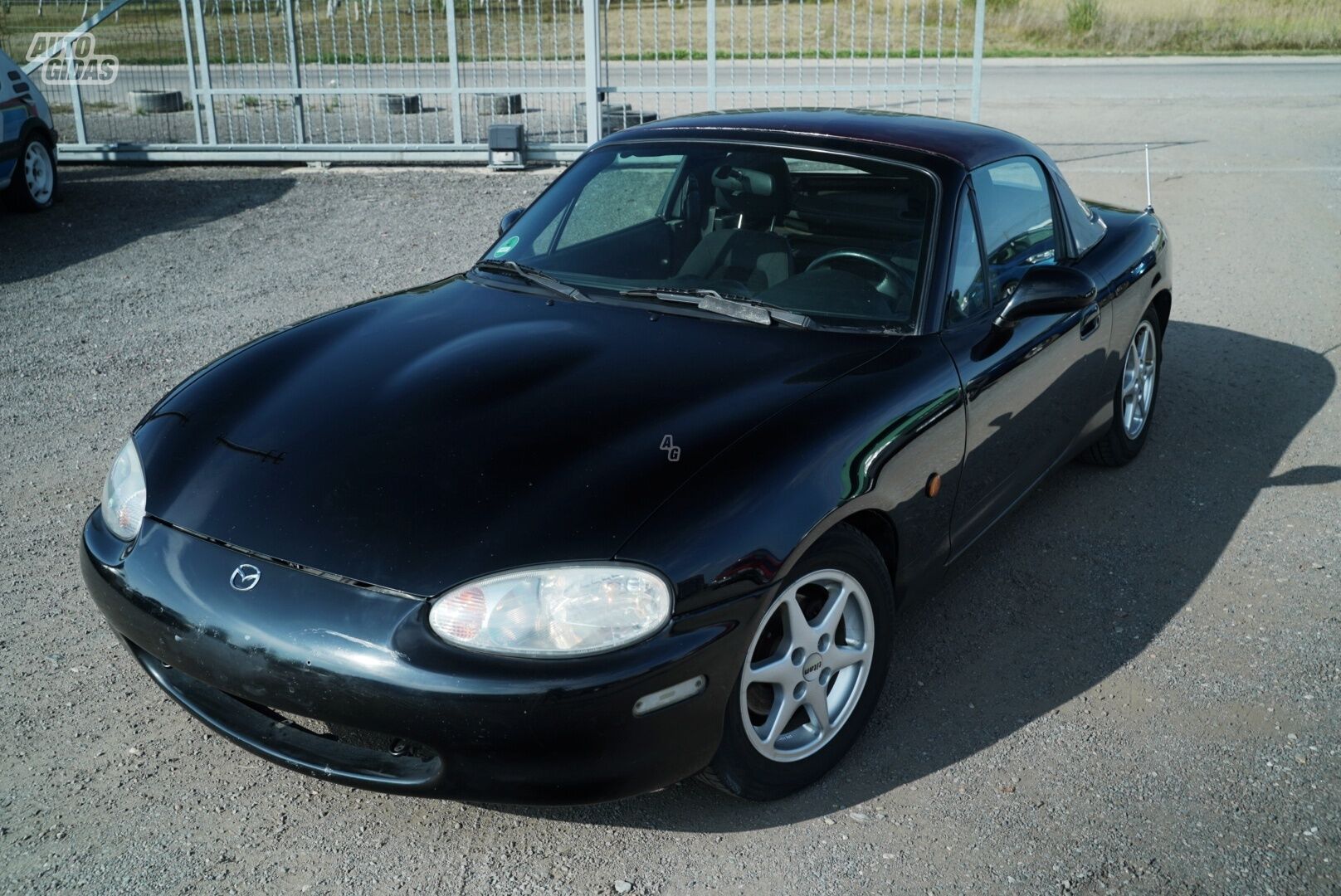 Mazda MX-5 2001 y Convertible