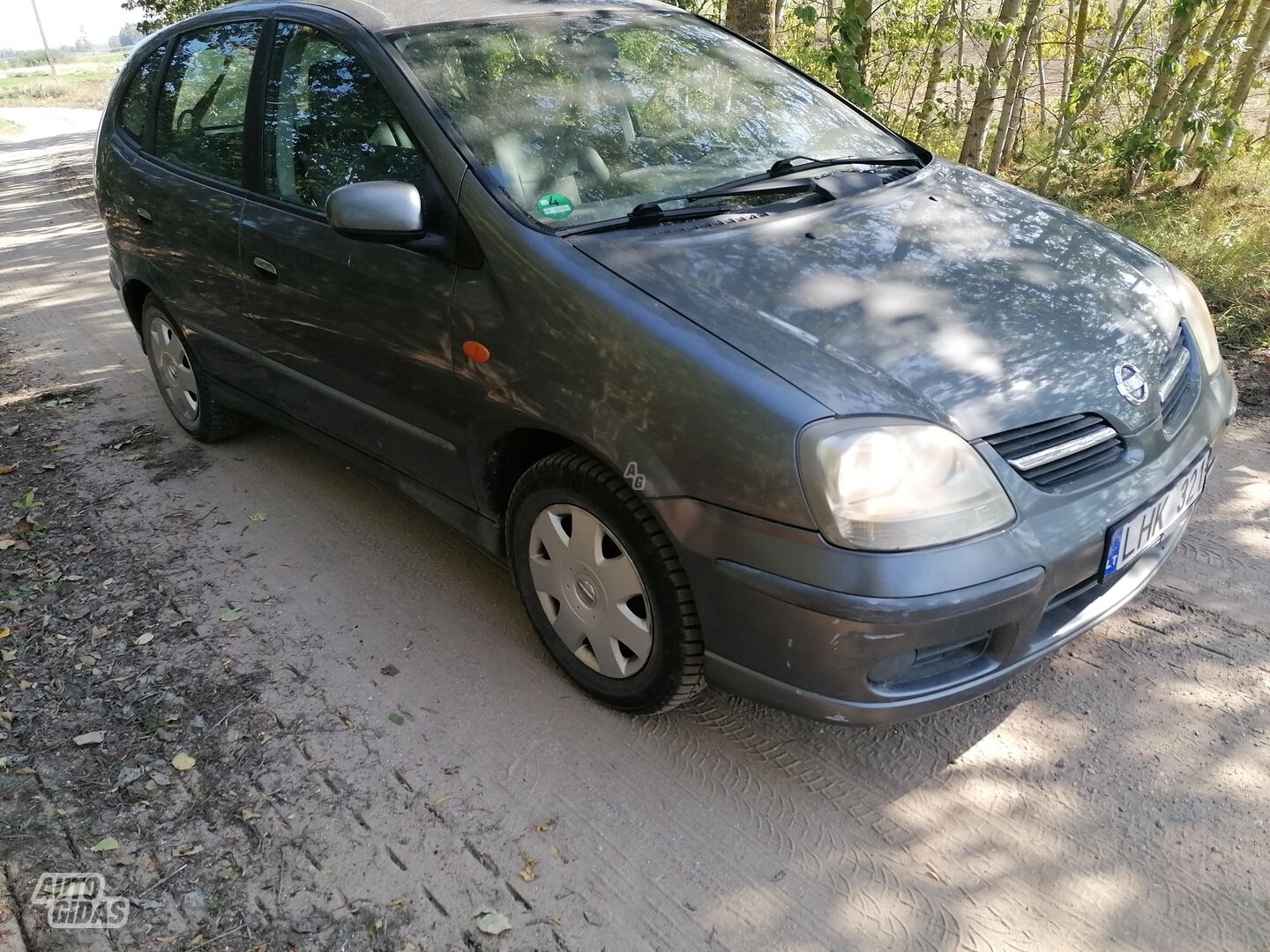 Nissan Almera Tino 2003 m Hečbekas