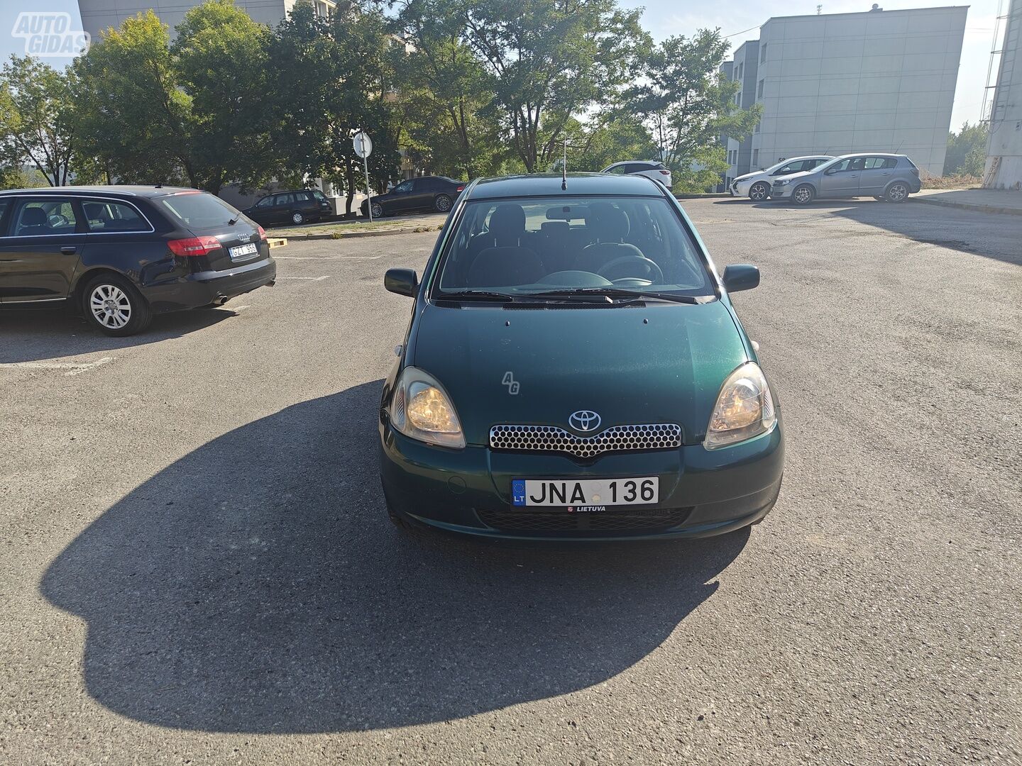 Toyota Yaris 2002 y Hatchback