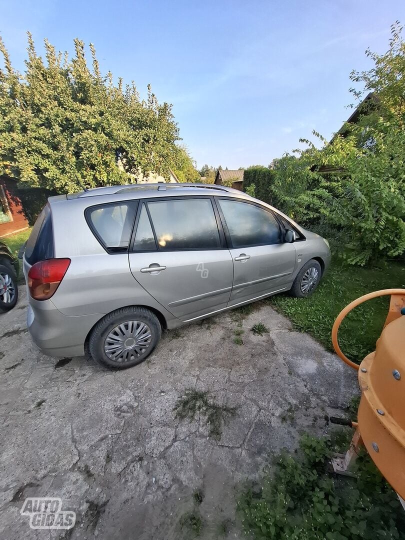 Toyota Corolla Verso 2003 m Universalas