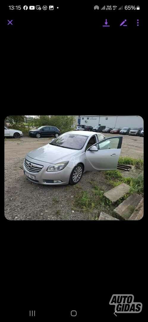 Opel Insignia 2009 y Hatchback