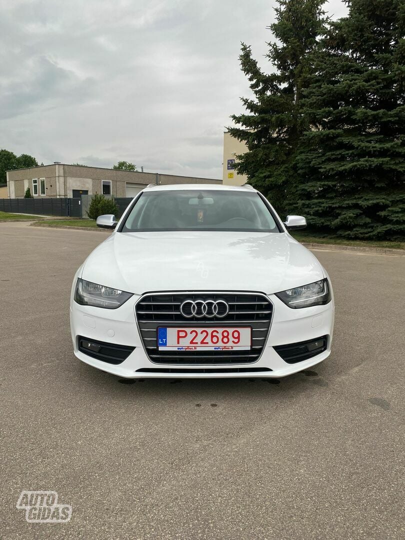 Audi A4 2012 г Универсал