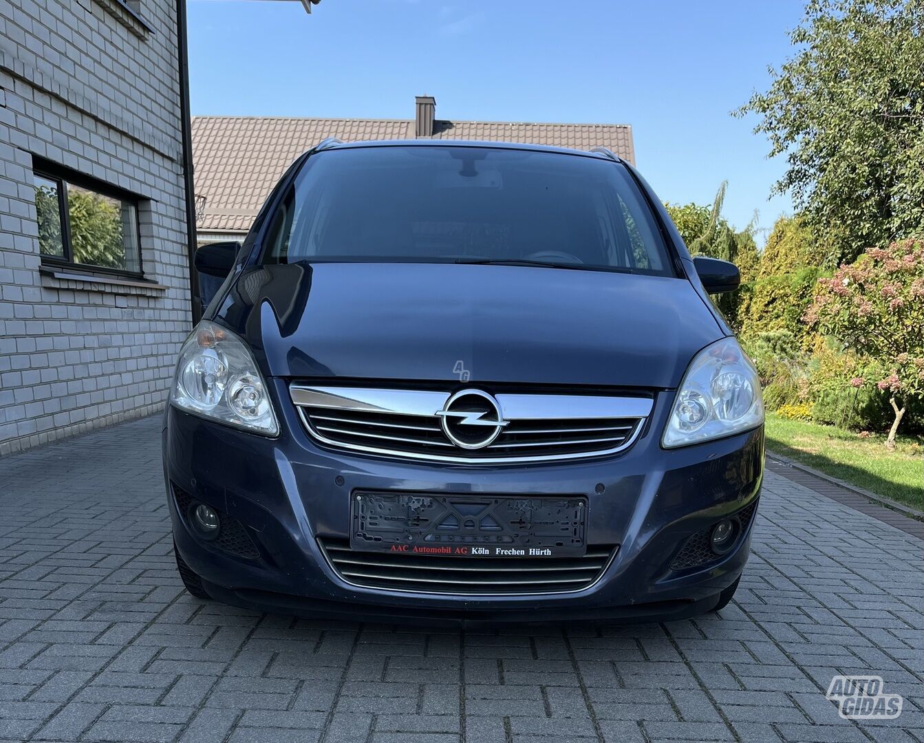 Opel Zafira B 2008 y