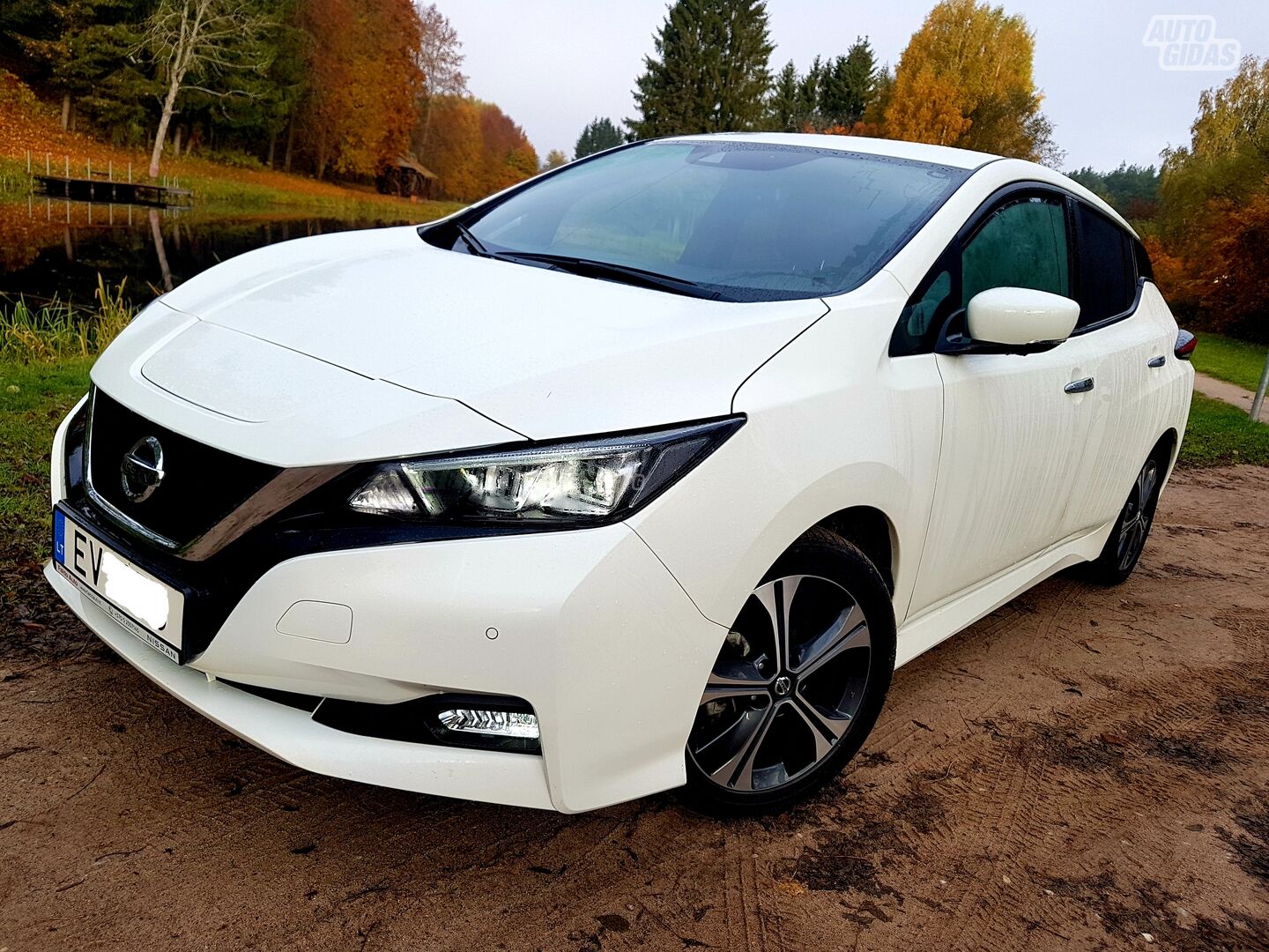 Nissan Leaf 2022 y Hatchback