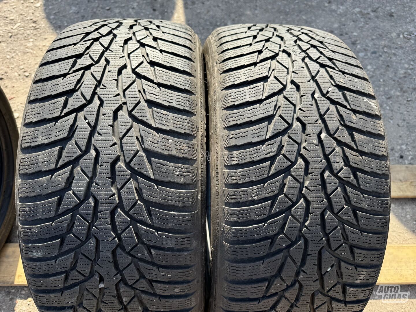 Nokian Siunciam, 7-8mm  R18 winter tyres passanger car