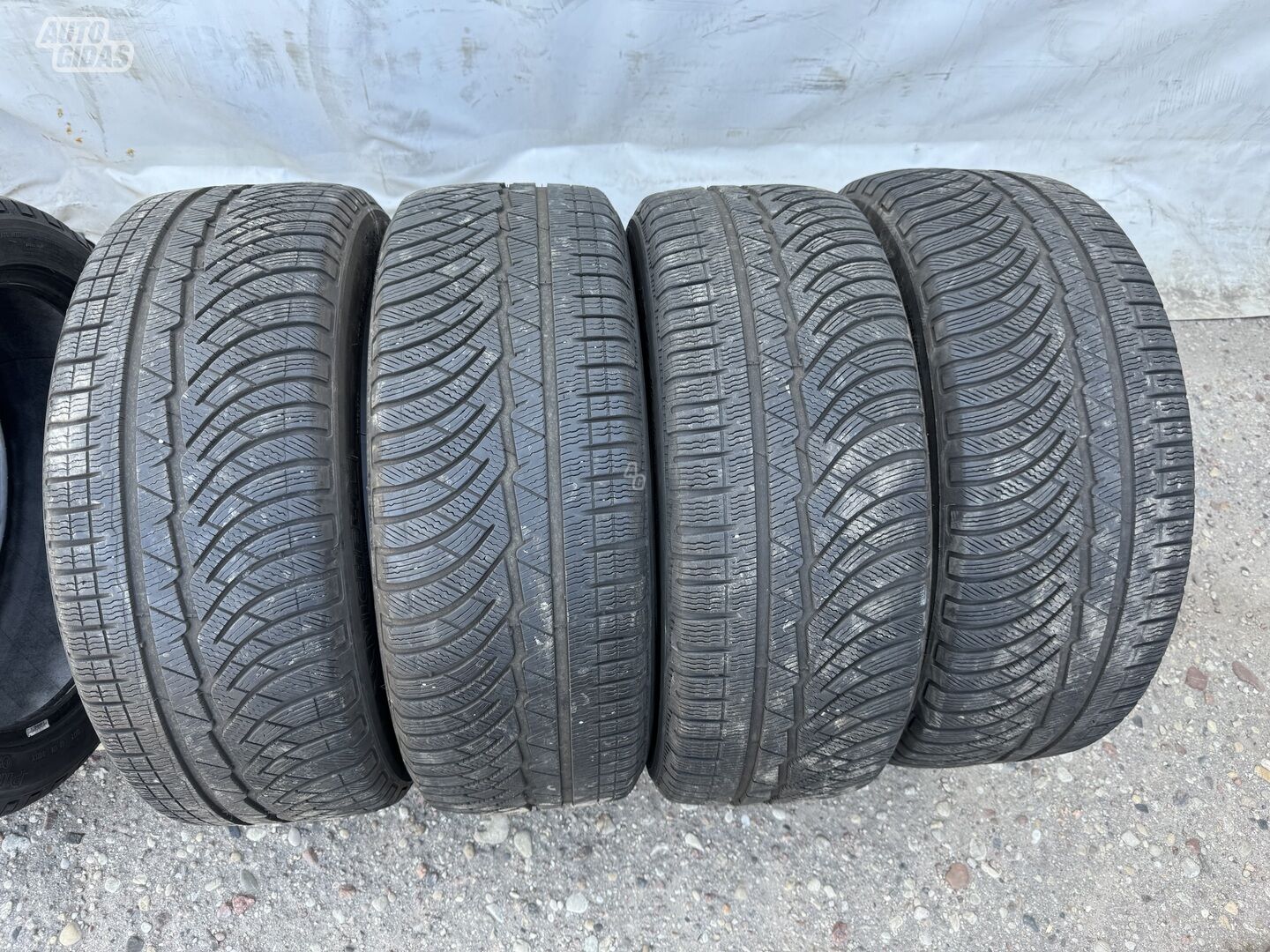 Michelin Siunciam, 5-6mm R19 winter tyres passanger car