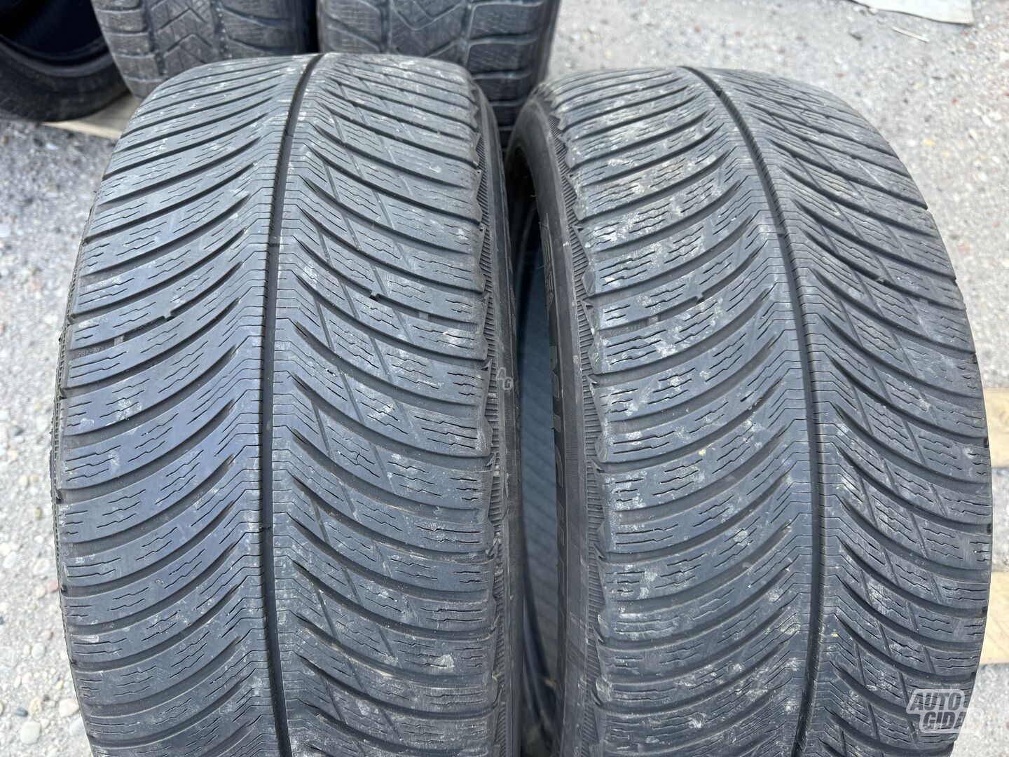 Michelin Siunciam 5mm R19 winter tyres passanger car