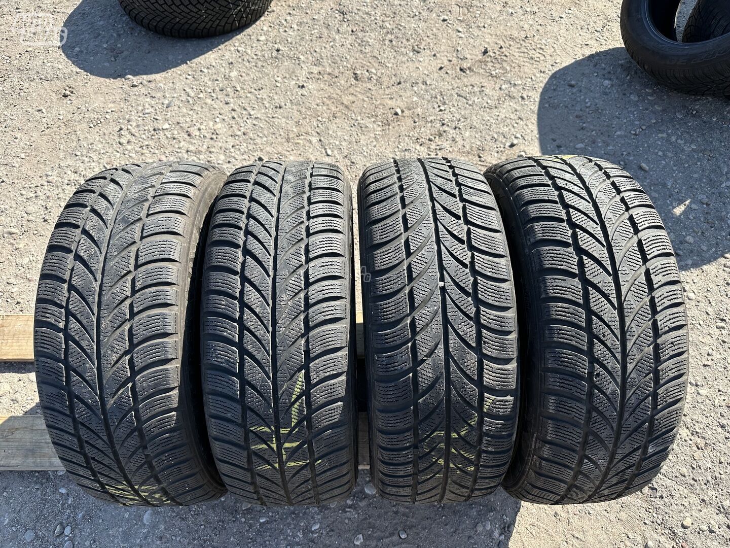 Maxxis Siunciam, 6mm R16 зимние шины для автомобилей