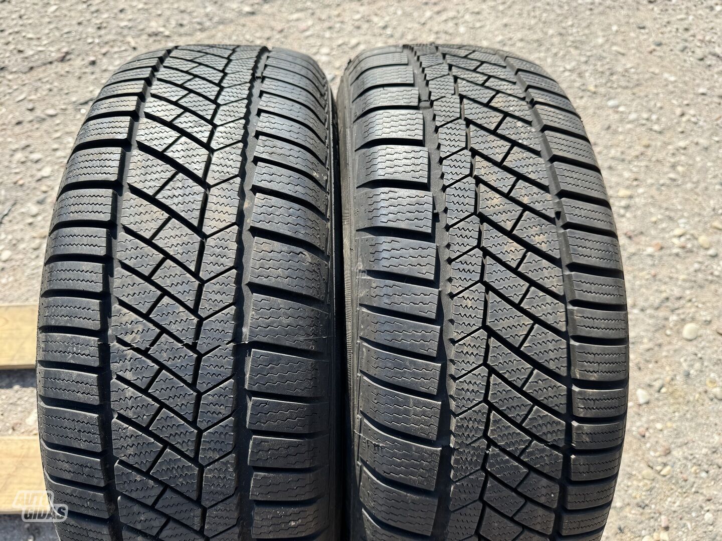 Continental Siunciam, 7mm  R16 winter tyres passanger car