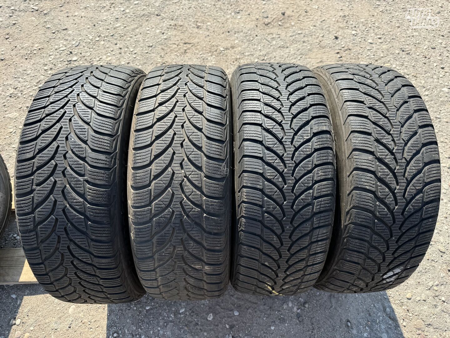 Bridgestone Siunciam, 5-6mm 2020 R16 winter tyres passanger car