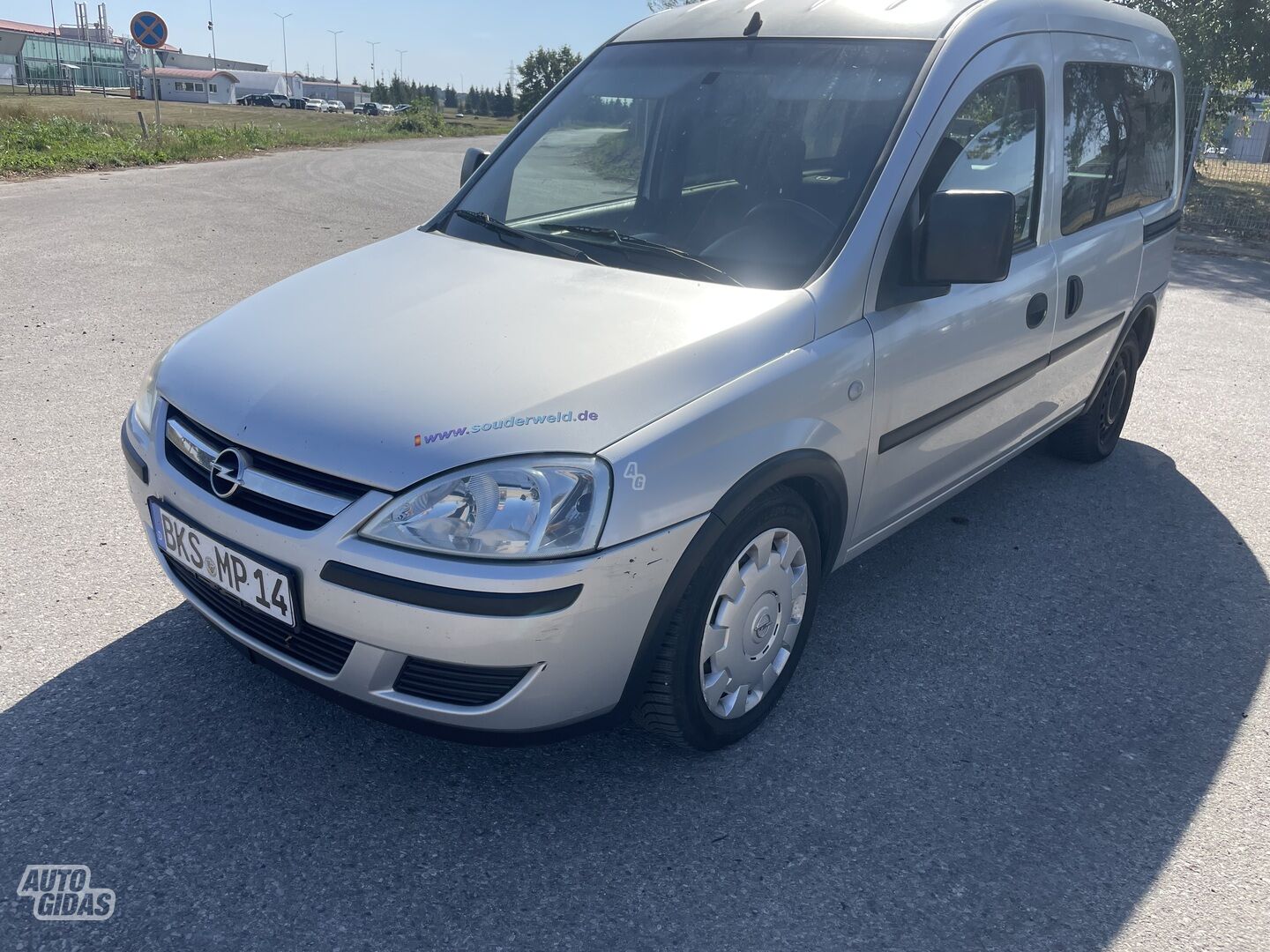 Opel Campo 2007 г Минивэн