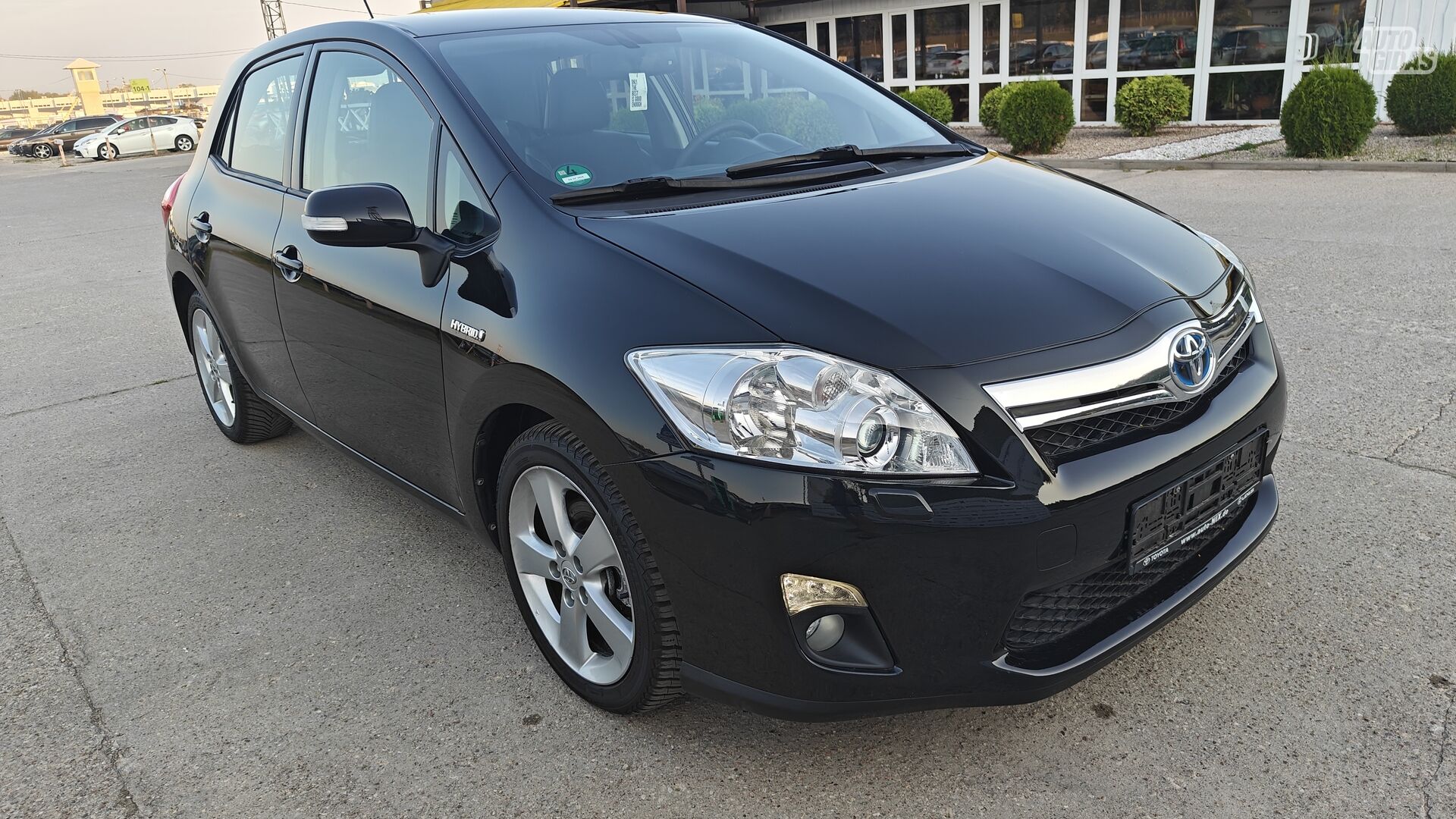 Toyota Auris 2011 y Hatchback