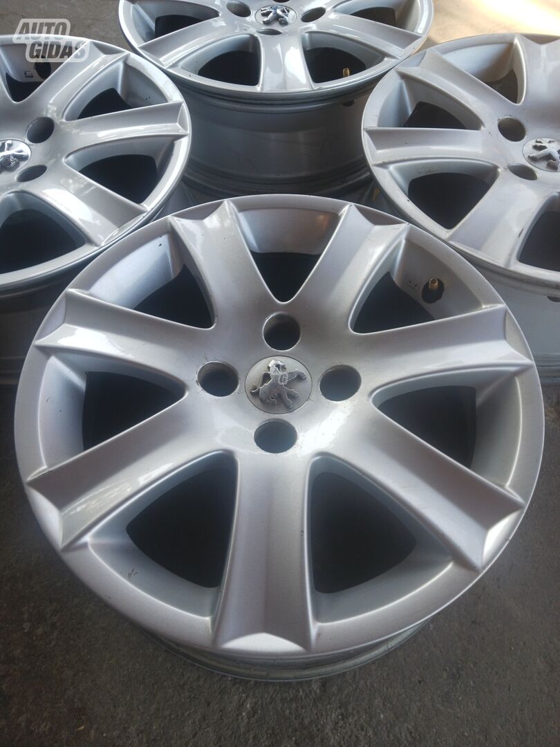 Peugeot light alloy R16 rims