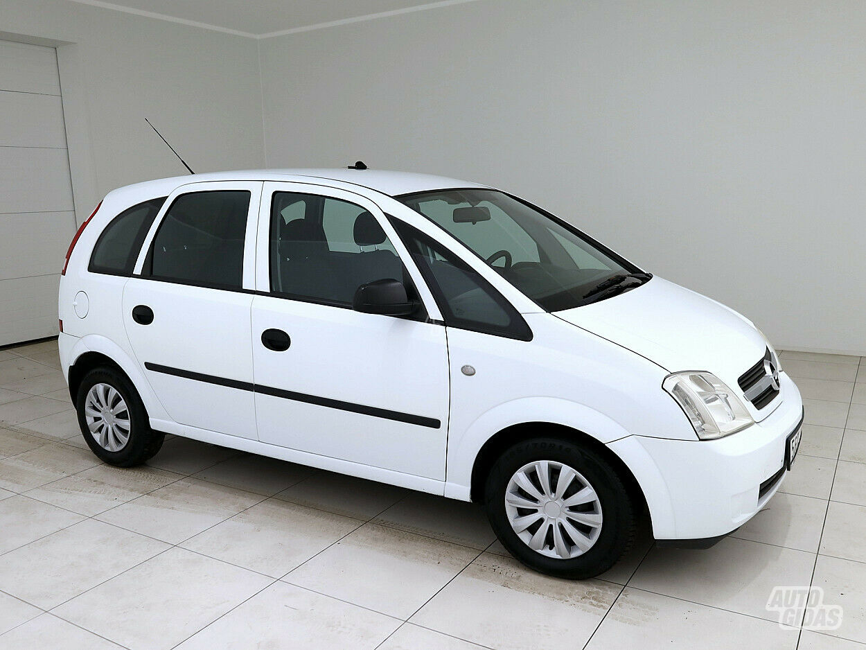 Opel Meriva 2004 y Hatchback