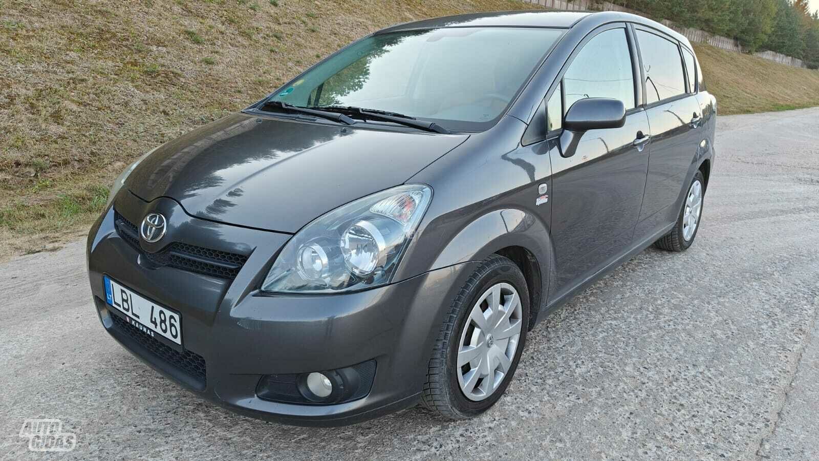 Toyota Corolla Verso 2008 y Van