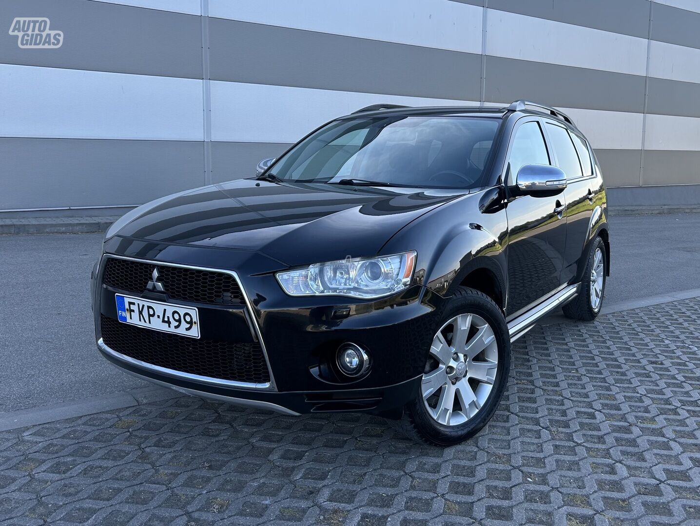 Mitsubishi Outlander II DID Instyle NAVI EU5 2011 m