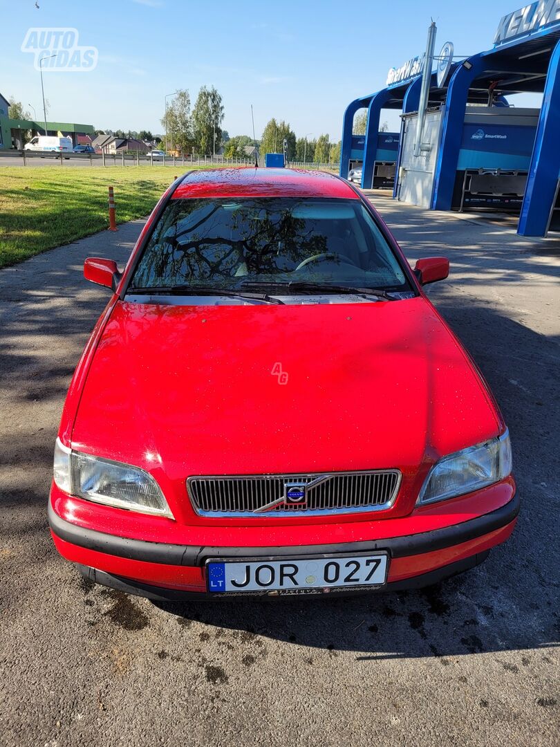 Volvo V40 2000 m Universalas