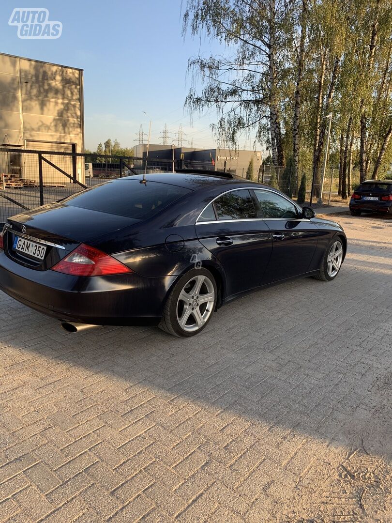 Mercedes-Benz CLS 350 2005 y Sedan