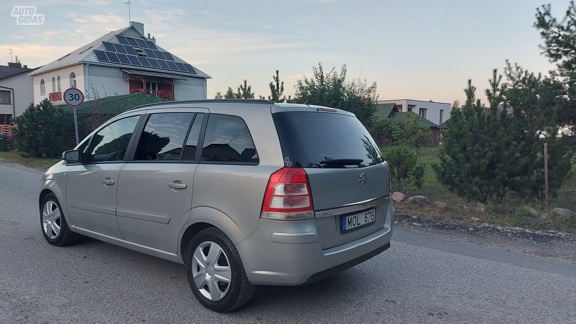 Opel Zafira 2008 m Vienatūris