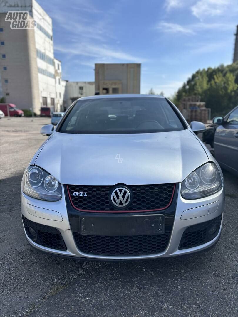 Volkswagen Golf 2006 г запчясти