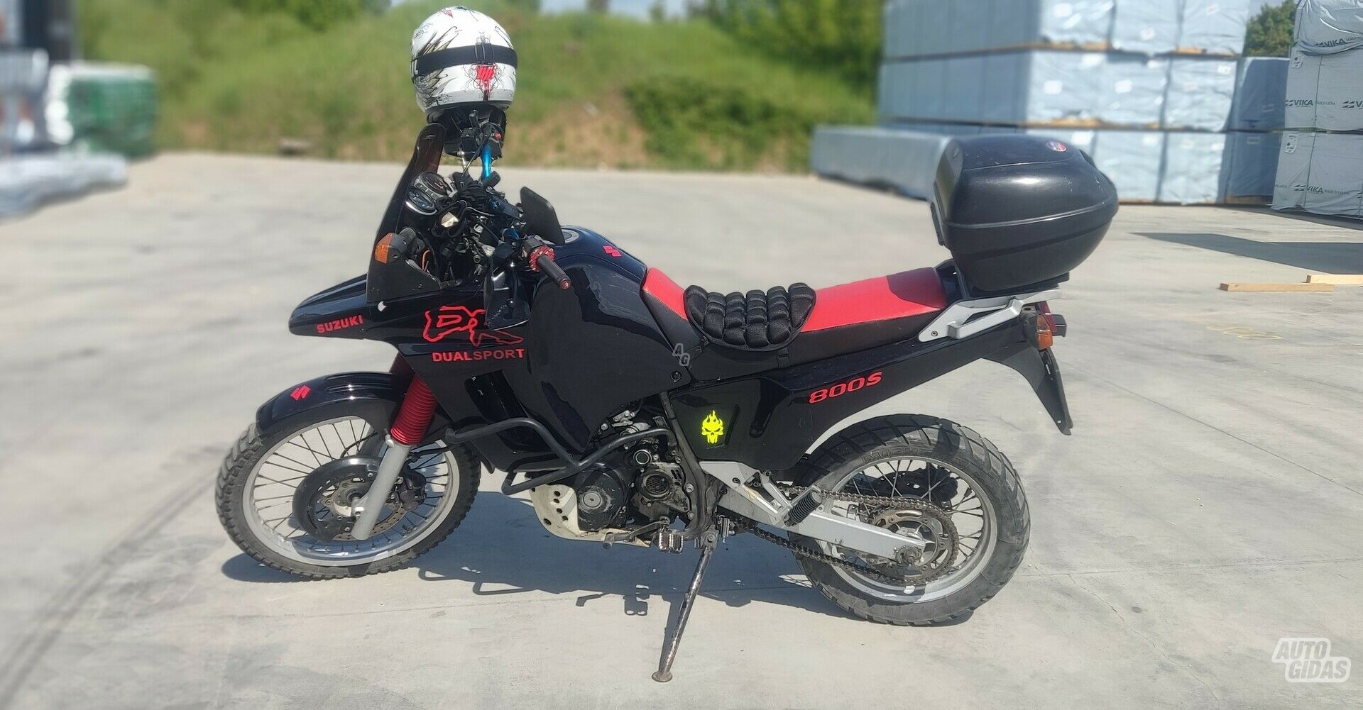 Suzuki DR 1994 y Enduro motorcycle