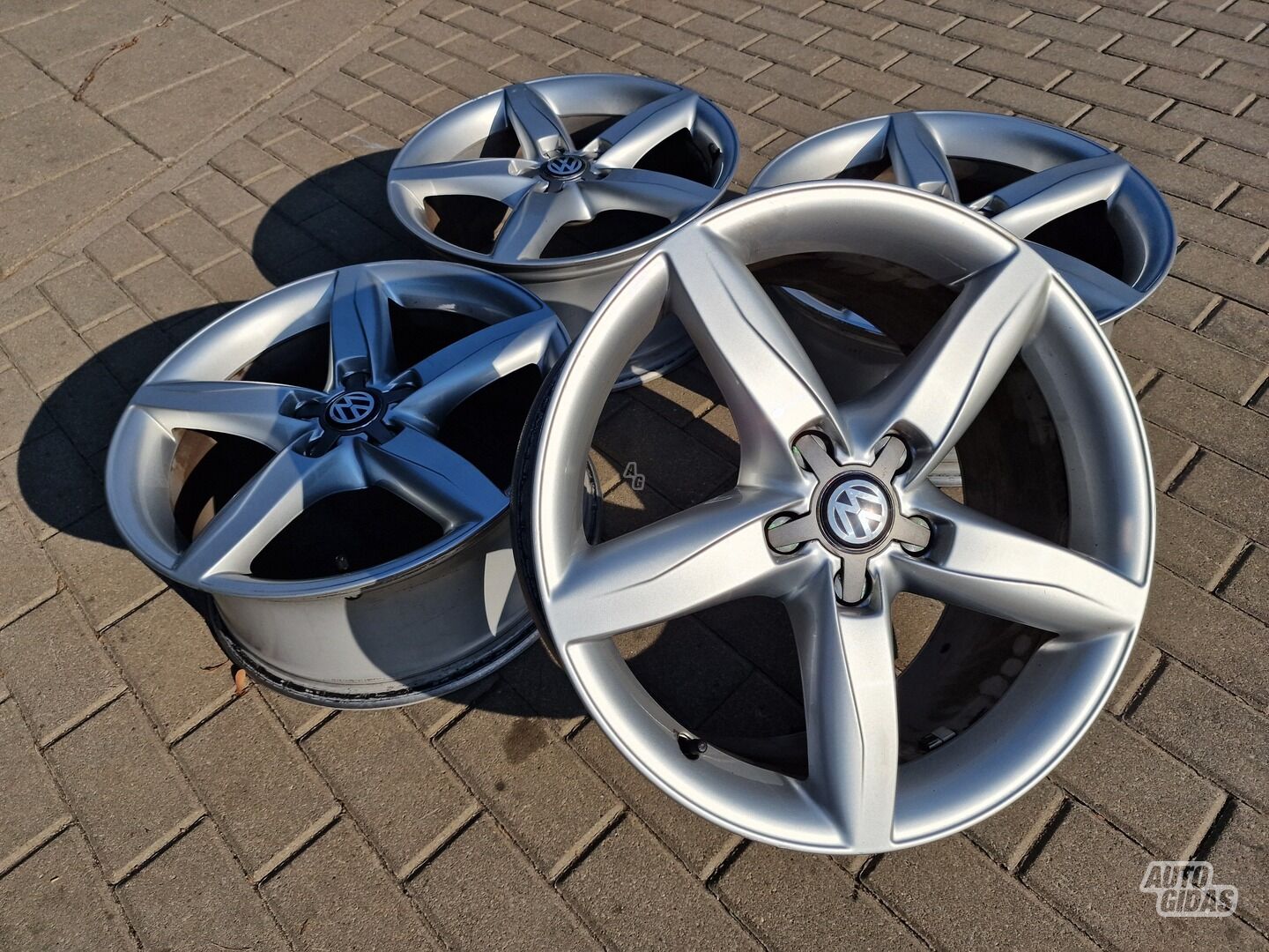 Volkswagen Golf, Passat, Beetle ID.4 light alloy R18 rims