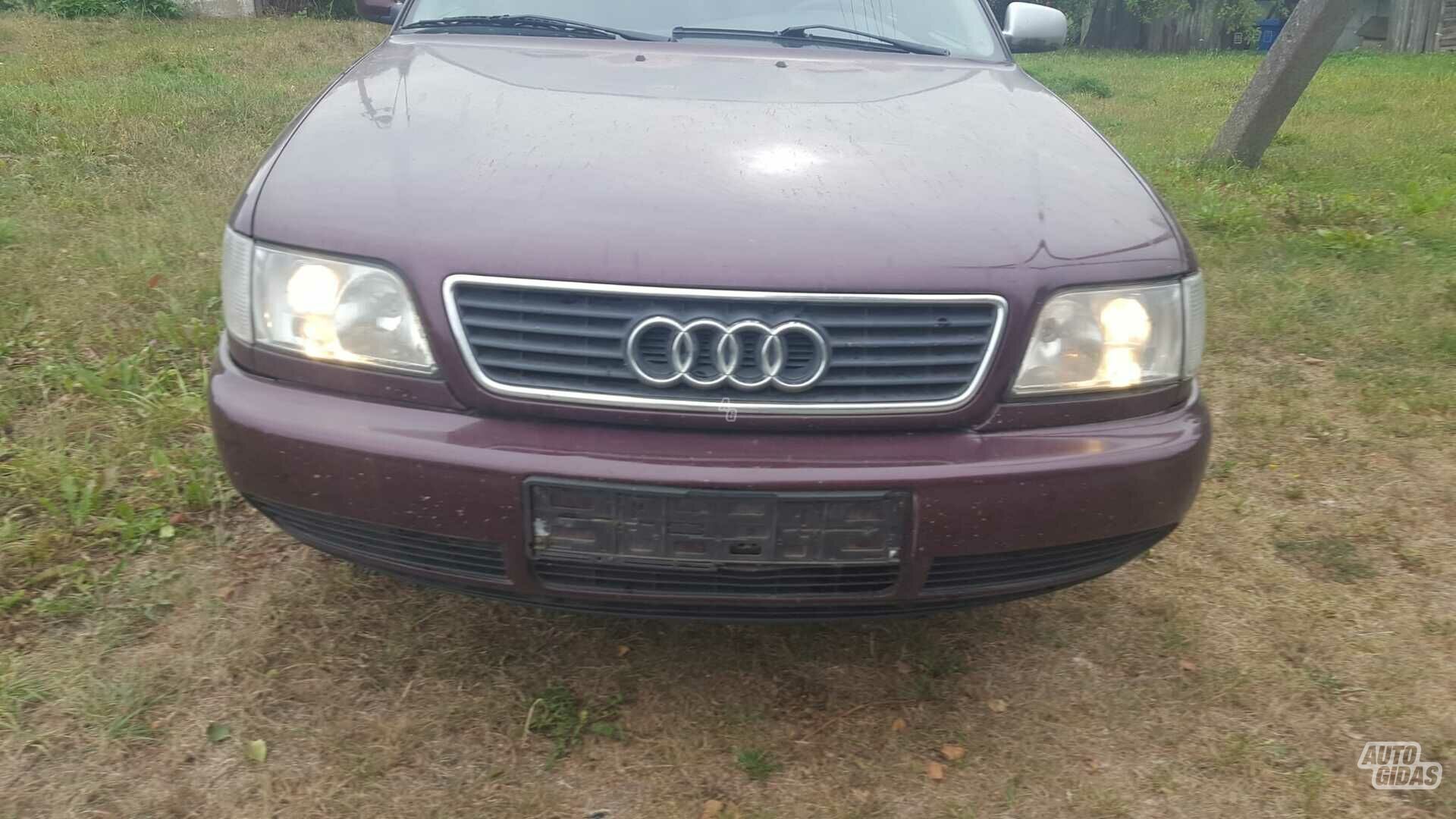 Audi A6 1995 m Universalas