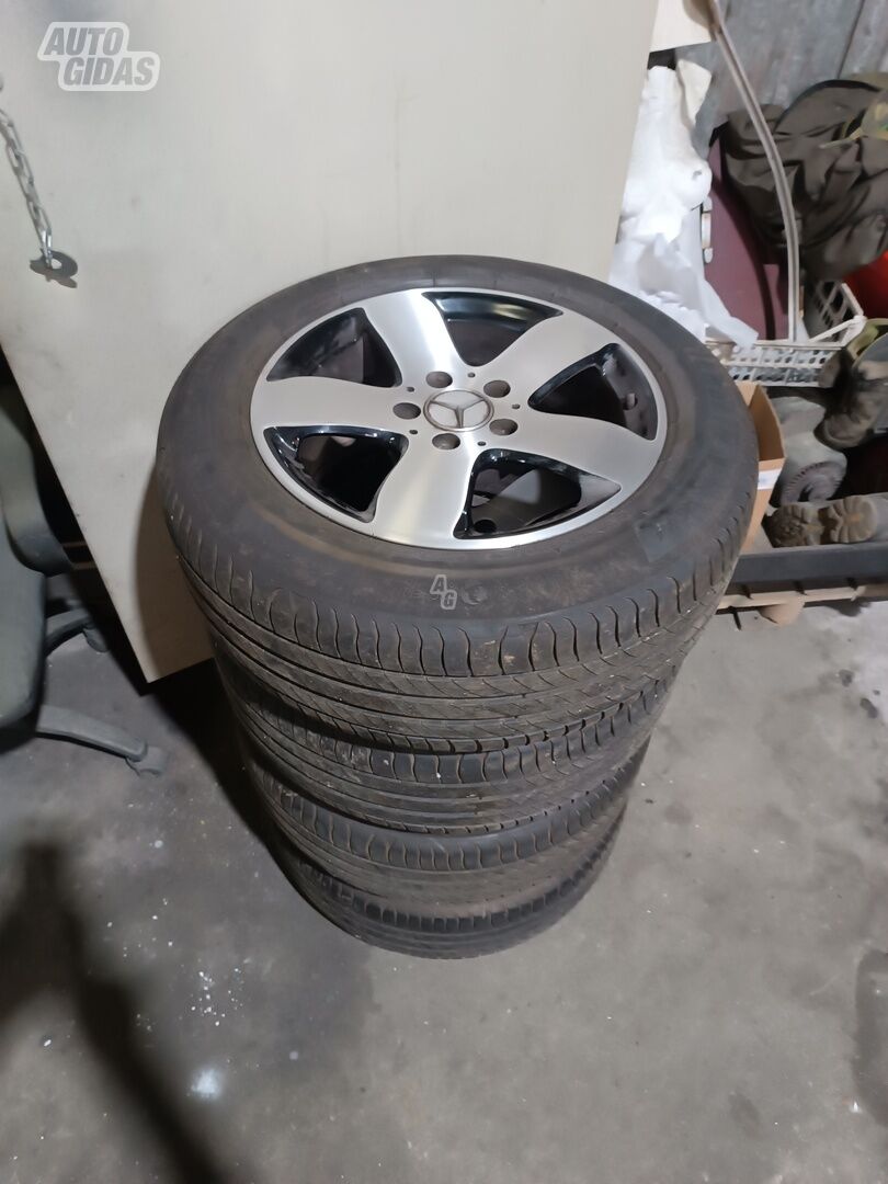 Mercedes-Benz E Klasė light alloy R16 rims