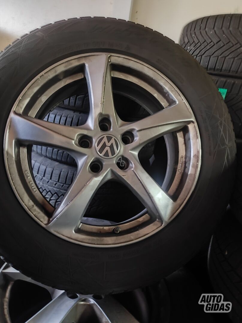 Volkswagen Tiguan light alloy R17 rims