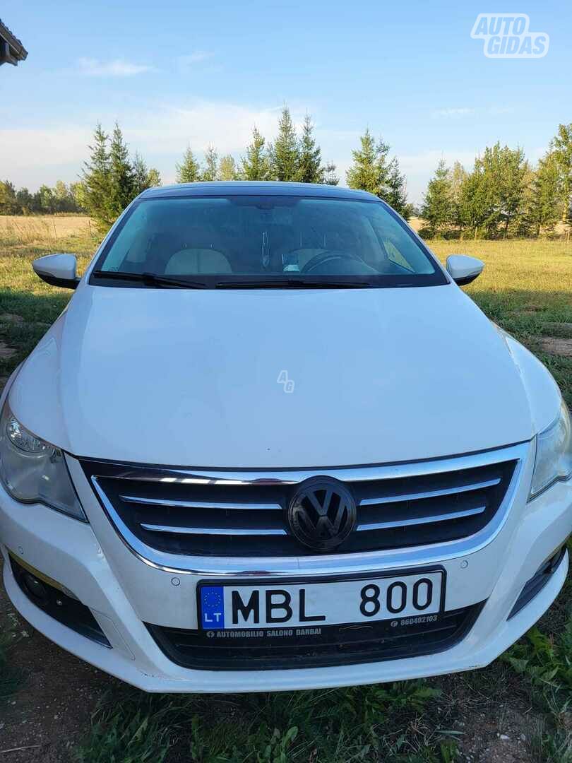 Volkswagen Passat CC 2010 y Sedan