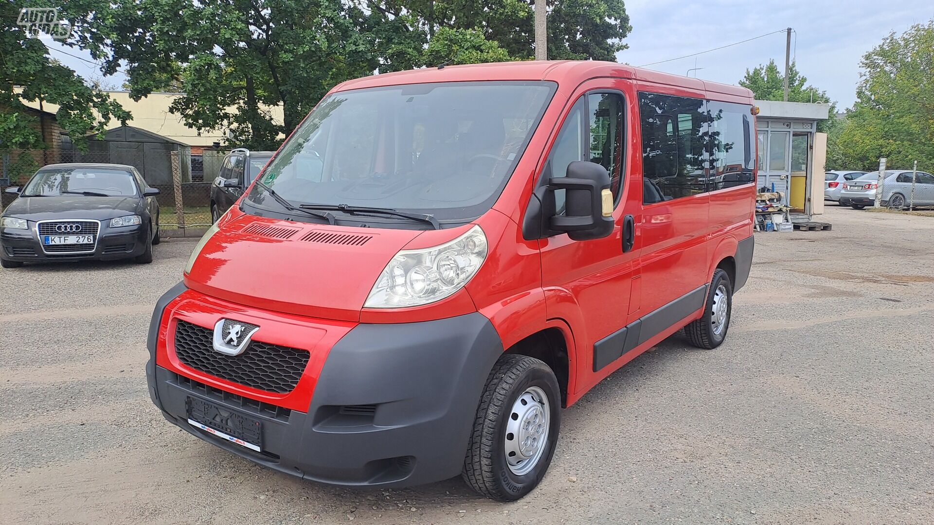 Peugeot Boxer 2012 y Minibus