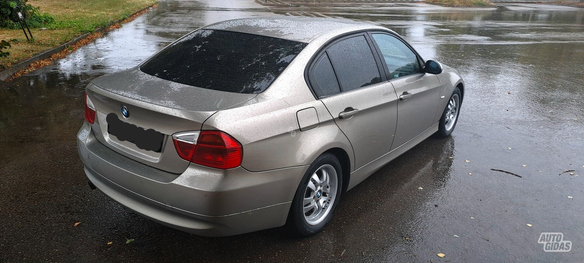 Bmw 318 E90 2007 г