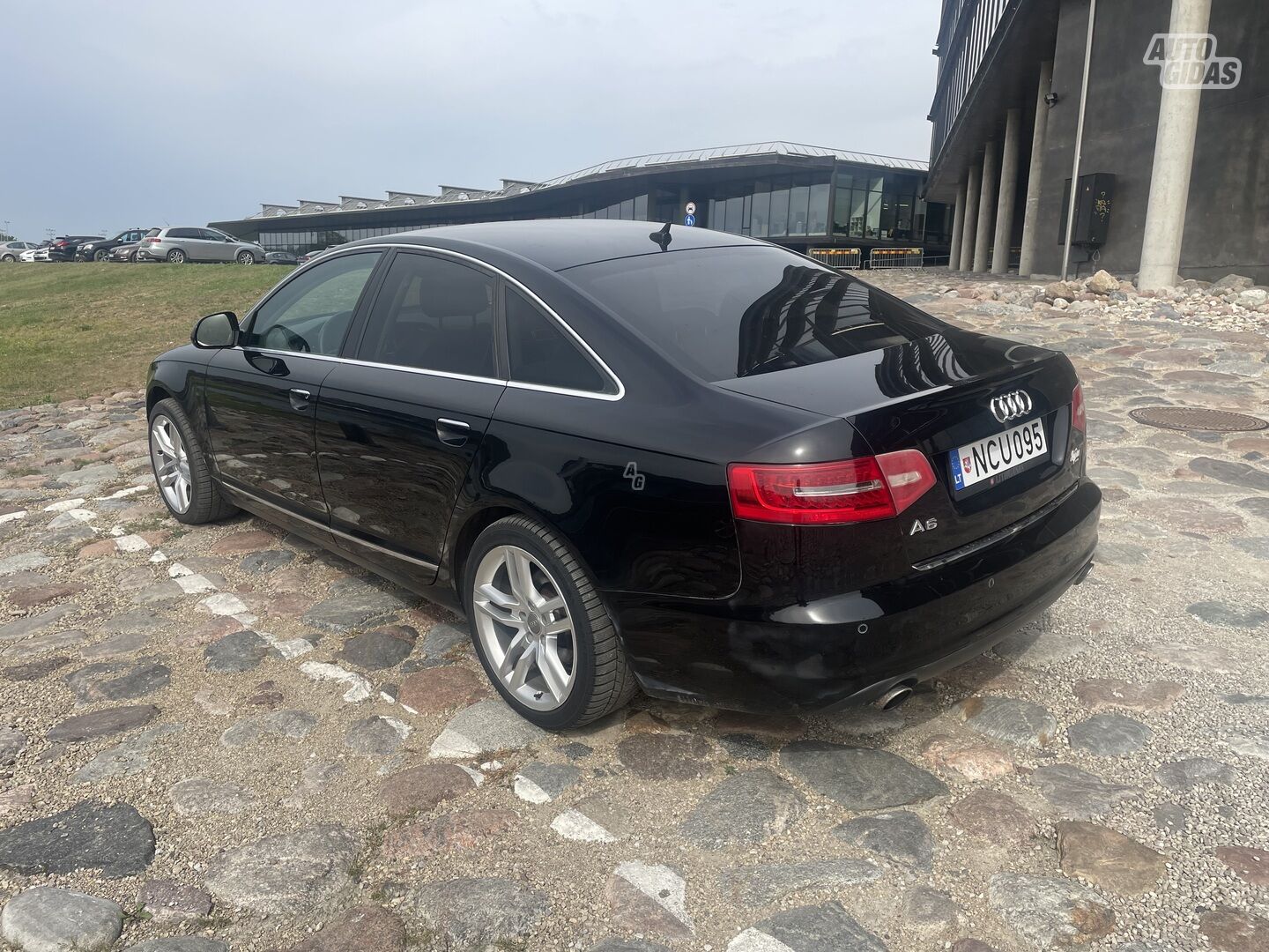 Audi A6 2009 г Седан