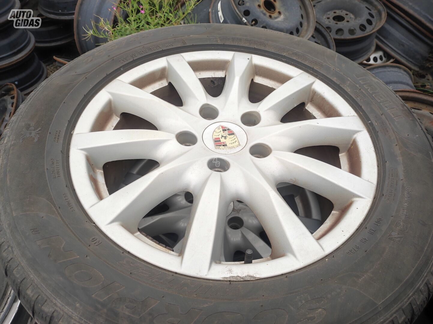 Porsche light alloy R18 rims