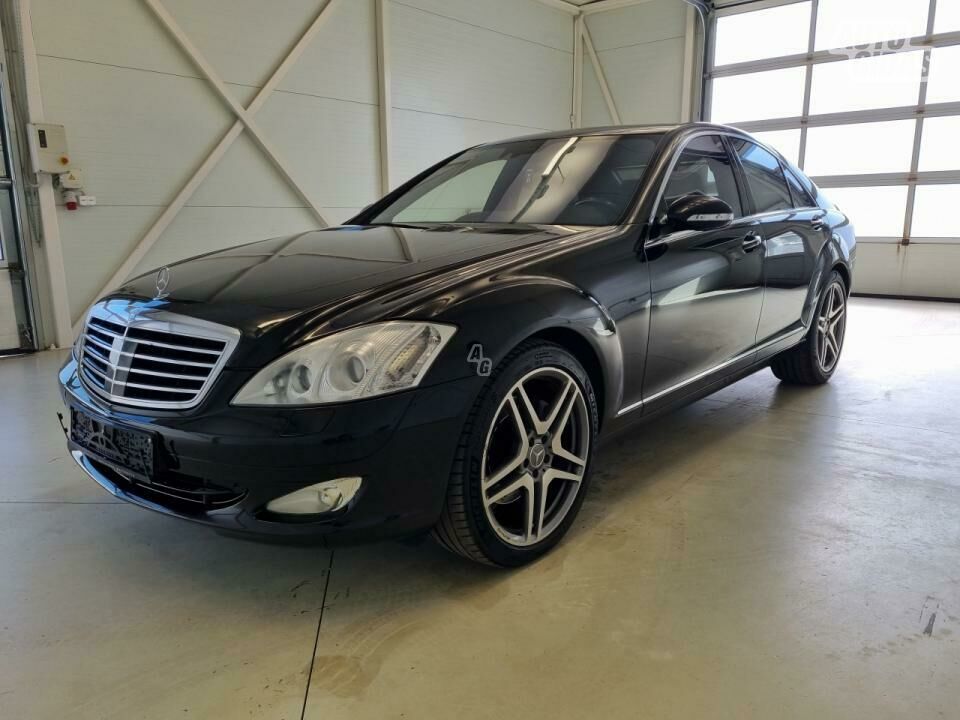 Mercedes-Benz S 500 5.5 2005 y