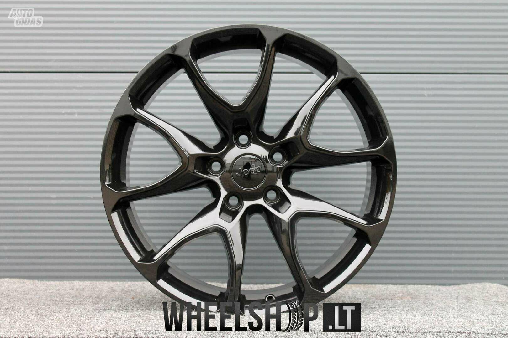 EU-B1790 Gloss Black rims