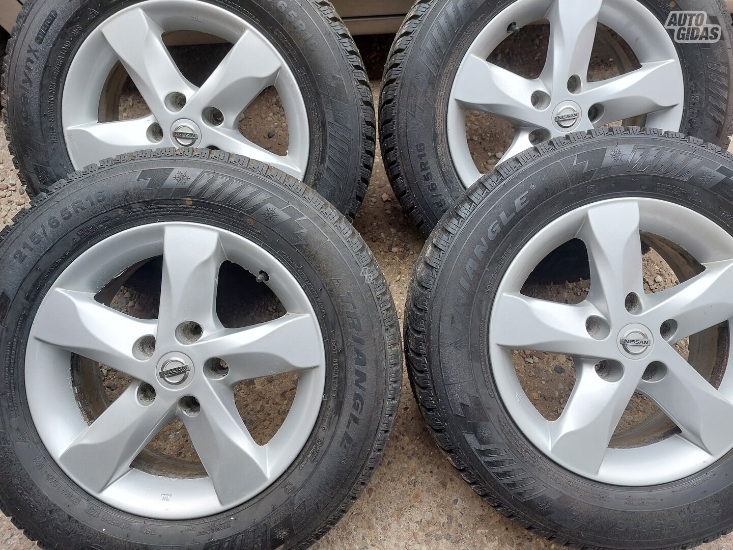 Light alloy R16 rims