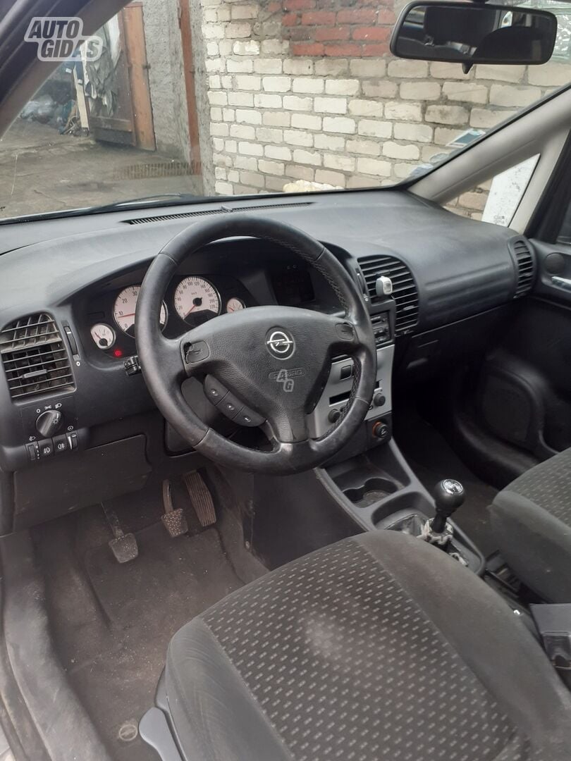 Opel Zafira 2003 y Van