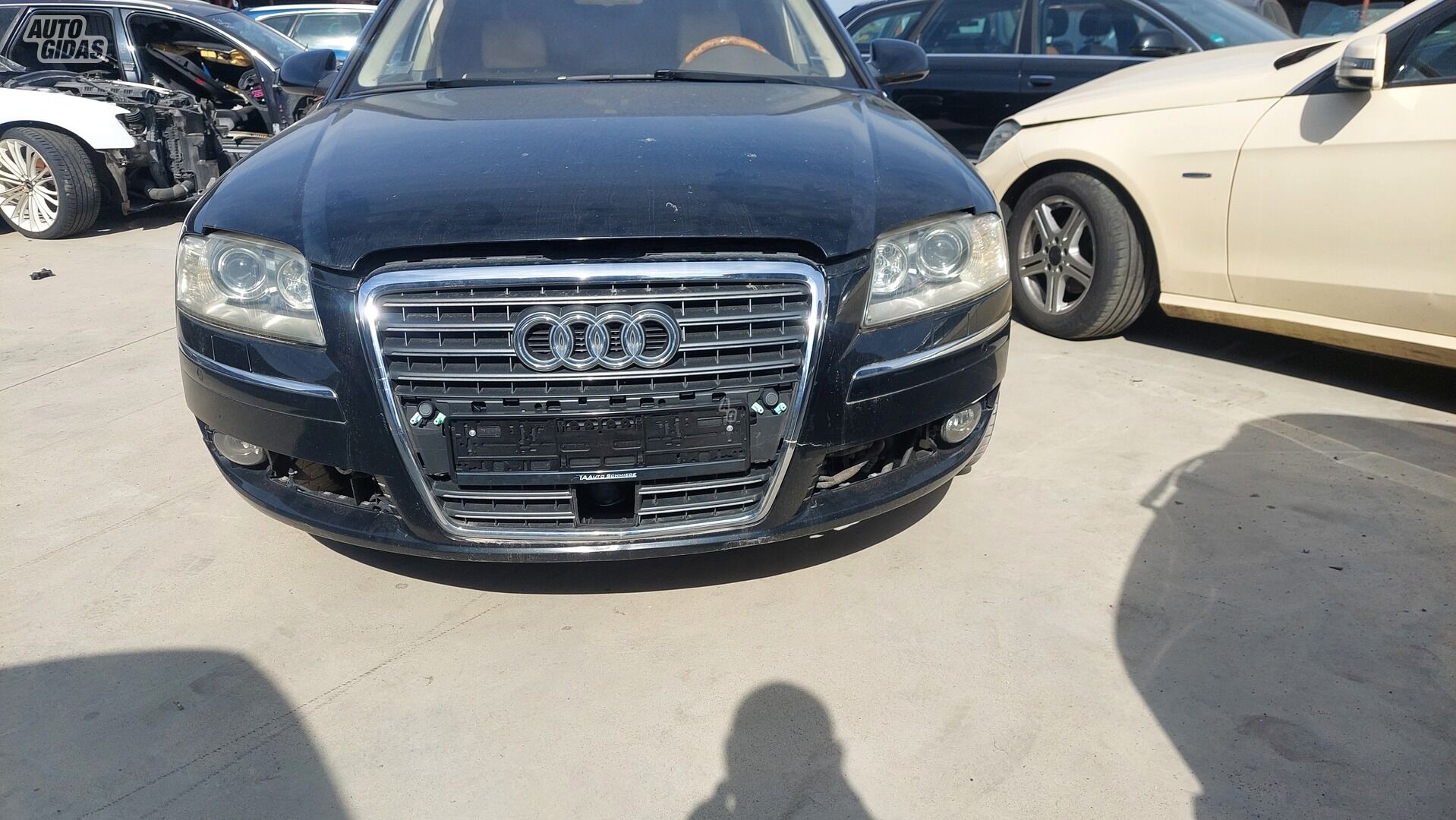 Audi A8 D3 2006 m dalys