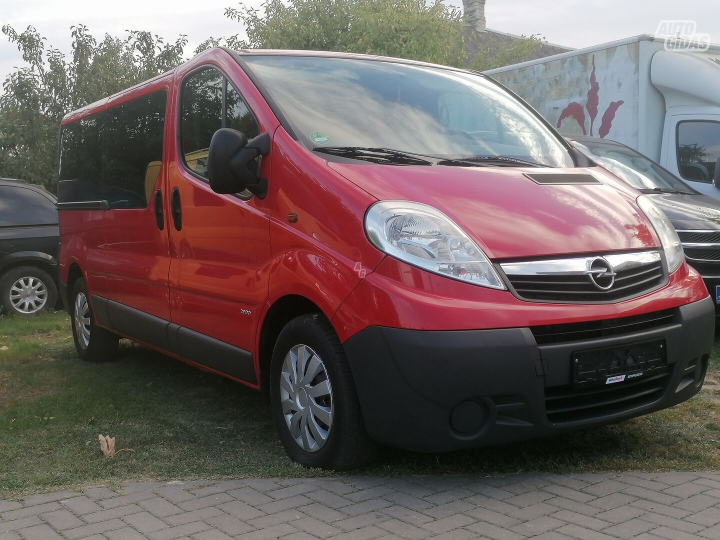 Opel Vivaro 2010 г Микроавтобус